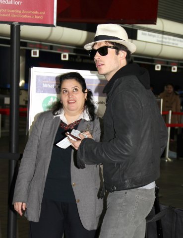 2010 Catching a departing flight out of NYC airport (12.01) 9